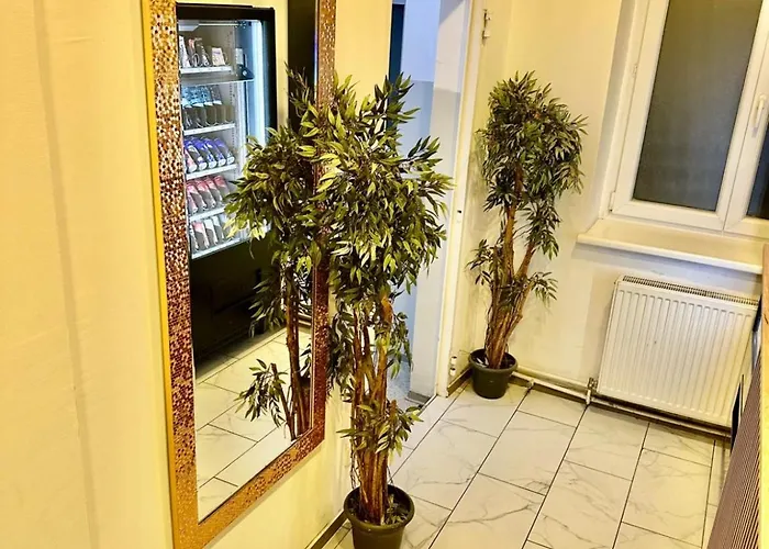 Privat Near Center *